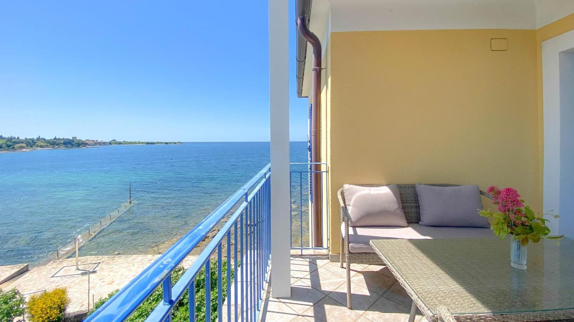 Belvedere Gore Novigrad Istria Eksteriør billede