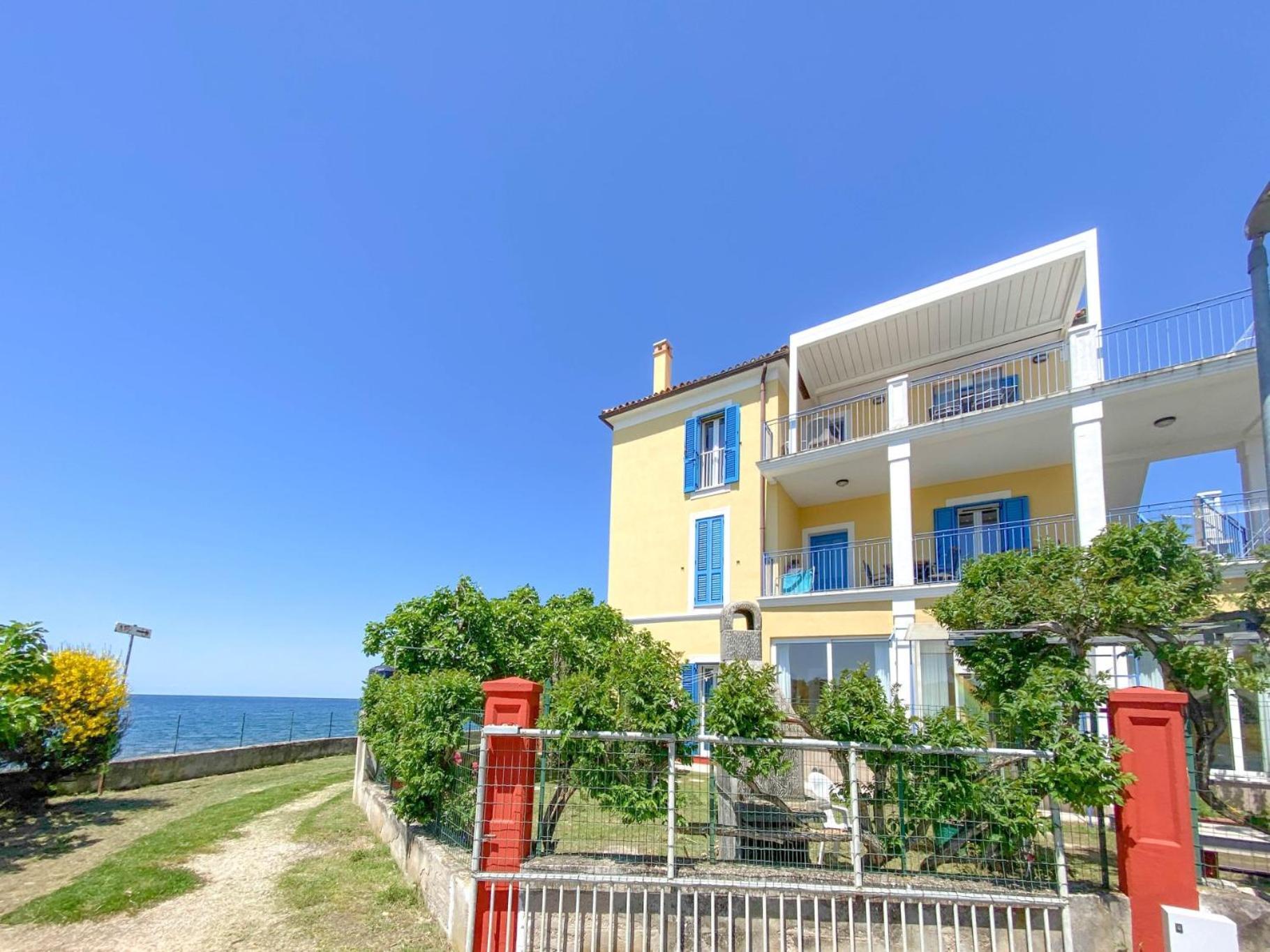 Belvedere Gore Novigrad Istria Eksteriør billede